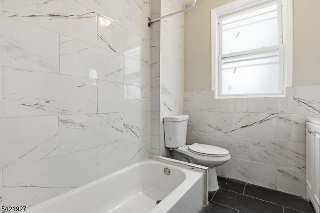 243 S Clinton St, East Orange City, NJ 07018
