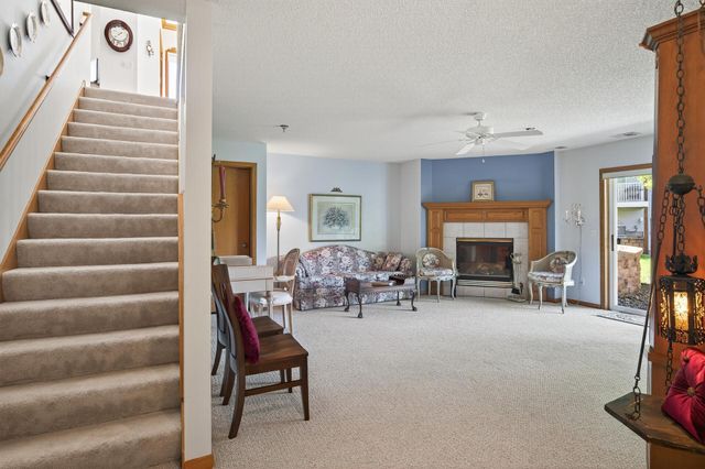 20023 Homestead Court 25, Lakeville, MN 55044