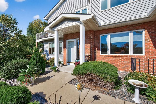 20023 Homestead Court 25, Lakeville, MN 55044