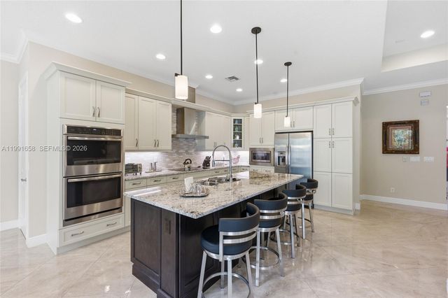 10460 Ranchette Dr, Cooper City, FL 33328