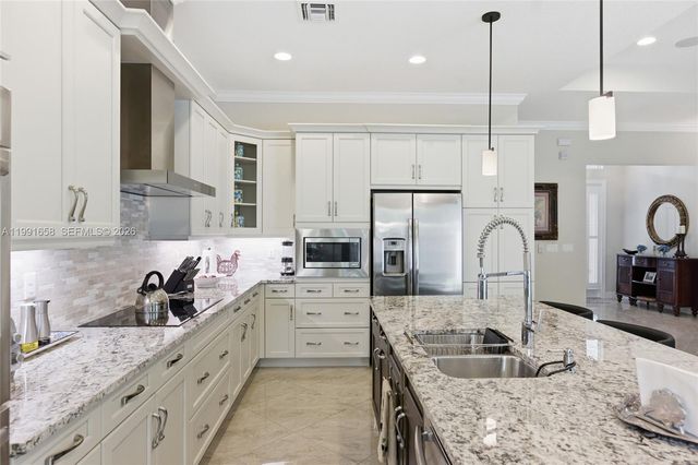 10460 Ranchette Dr, Cooper City, FL 33328