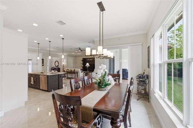 10460 Ranchette Dr, Cooper City, FL 33328