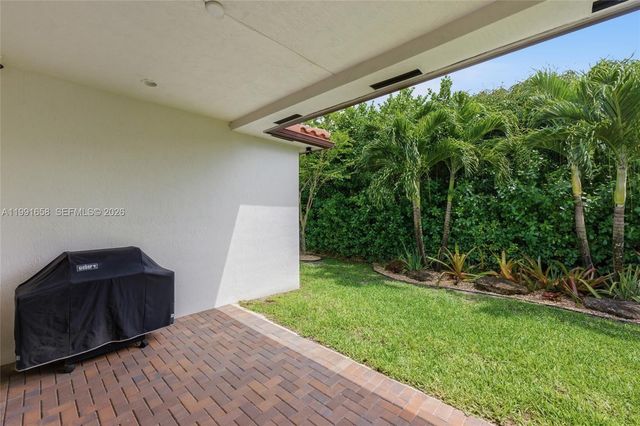 10460 Ranchette Dr, Cooper City, FL 33328
