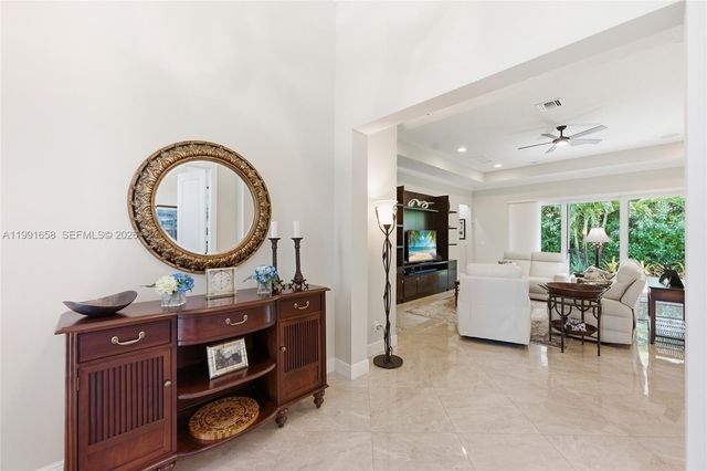 10460 Ranchette Dr, Cooper City, FL 33328