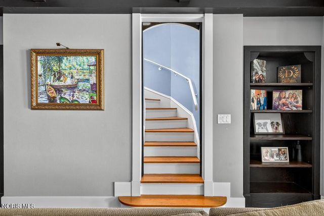 4215 River Road, Toledo, OH 43614