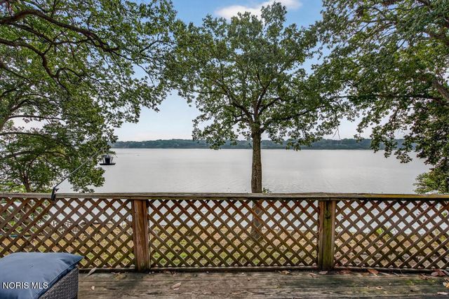 4215 River Road, Toledo, OH 43614