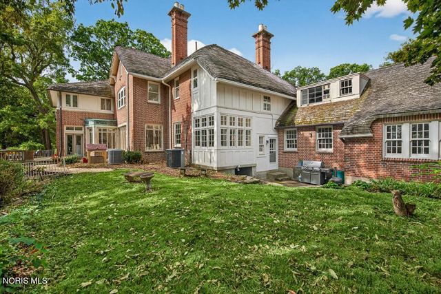 4215 River Road, Toledo, OH 43614