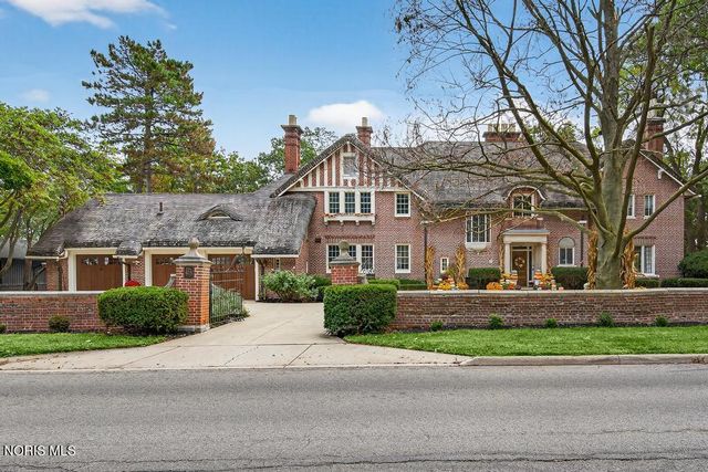 4215 River Road, Toledo, OH 43614