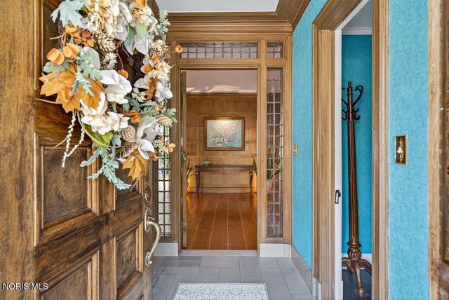 4215 River Road, Toledo, OH 43614