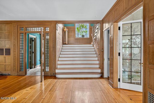 4215 River Road, Toledo, OH 43614