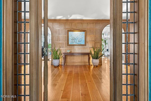 4215 River Road, Toledo, OH 43614