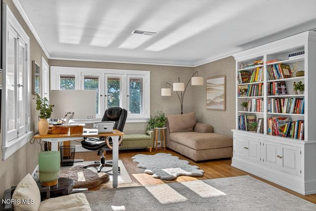 4215 River Road, Toledo, OH 43614