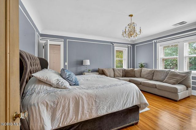 4215 River Road, Toledo, OH 43614