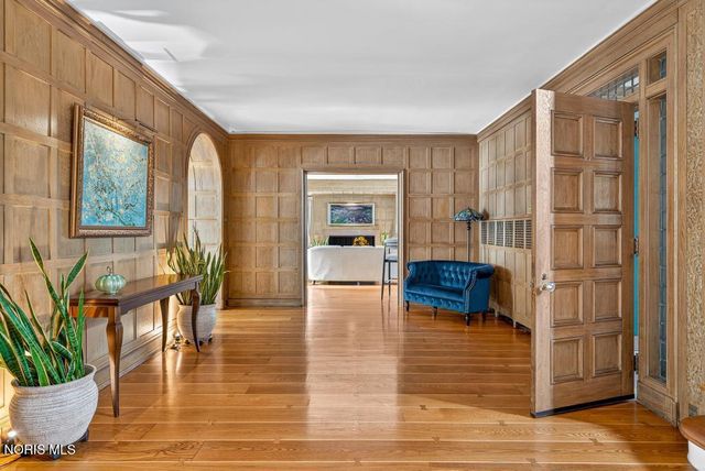 4215 River Road, Toledo, OH 43614