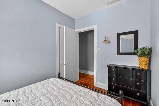 4215 River Road, Toledo, OH 43614