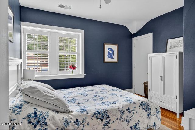 4215 River Road, Toledo, OH 43614