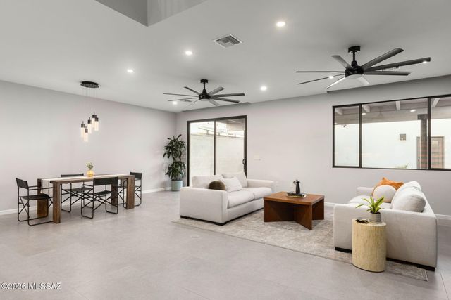 935 S Fremont Avenue, Tucson, AZ 85719
