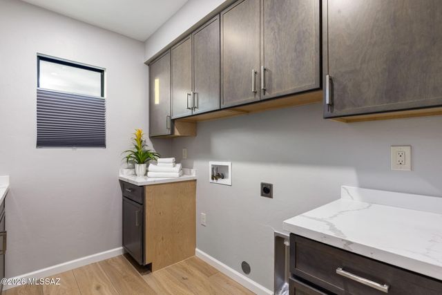 935 S Fremont Avenue, Tucson, AZ 85719