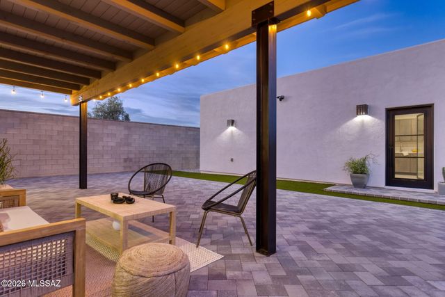 935 S Fremont Avenue, Tucson, AZ 85719