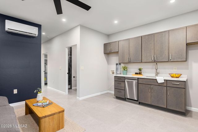 935 S Fremont Avenue, Tucson, AZ 85719