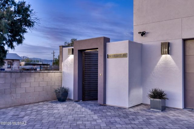 935 S Fremont Avenue, Tucson, AZ 85719