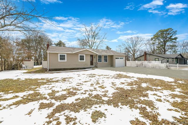 120 Evergreen Avenue, Brentwood, NY 11717