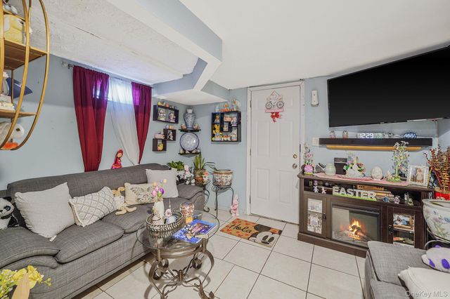 120 Evergreen Avenue, Brentwood, NY 11717