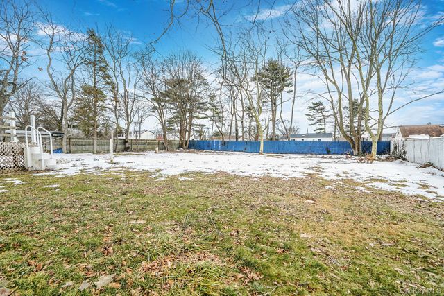 120 Evergreen Avenue, Brentwood, NY 11717