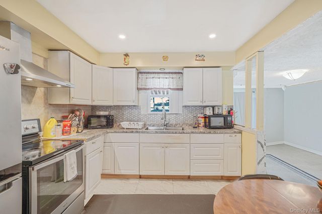 120 Evergreen Avenue, Brentwood, NY 11717