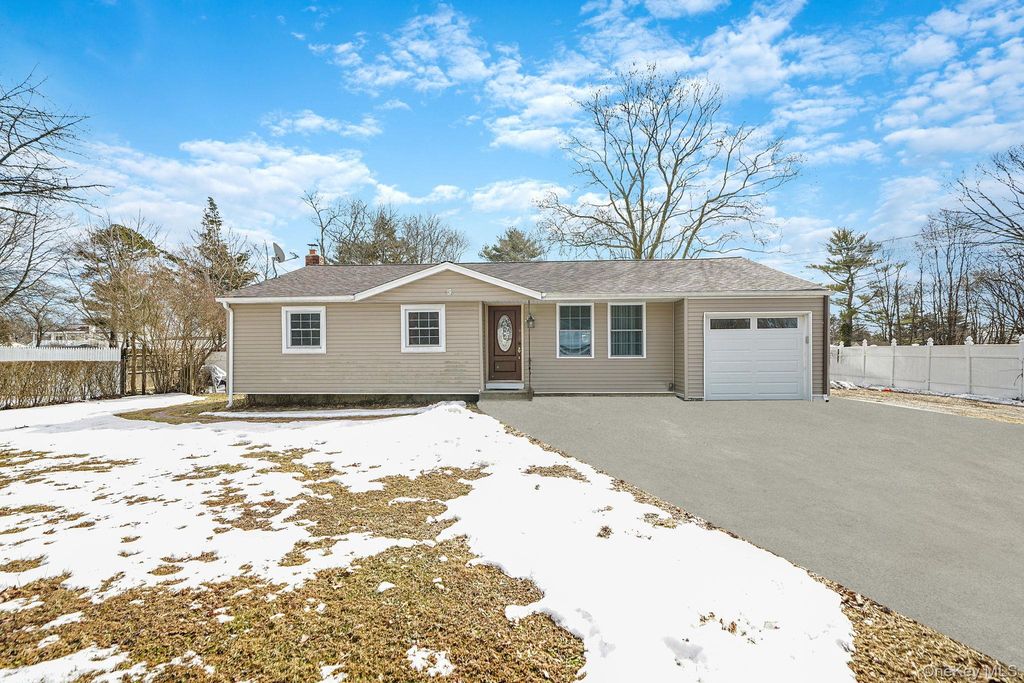 120 Evergreen Avenue, Brentwood, NY 11717