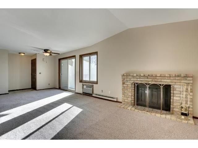 2240 Ridge Drive 33, Saint Louis Park, MN 55416