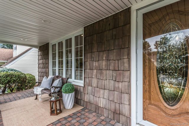 138 Brook Street, Garden City, NY 11530