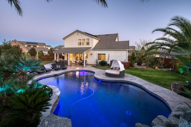 2308 E Mazie Avenue, Fresno, CA 93730