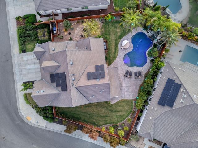 2308 E Mazie Avenue, Fresno, CA 93730