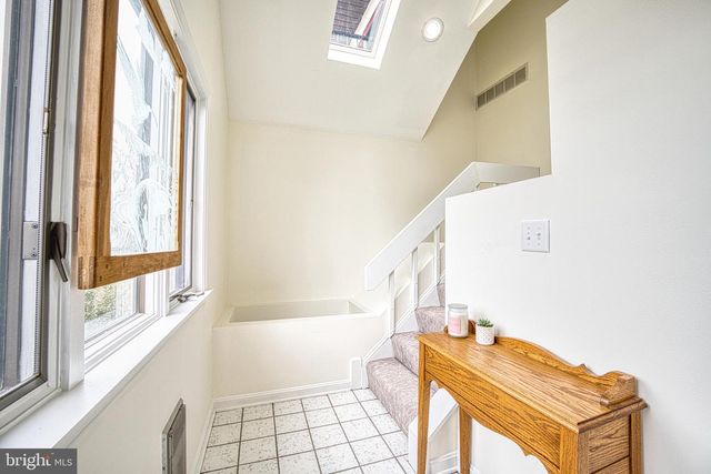 34-E QUEEN ANNE WAY, Chester, MD 21619