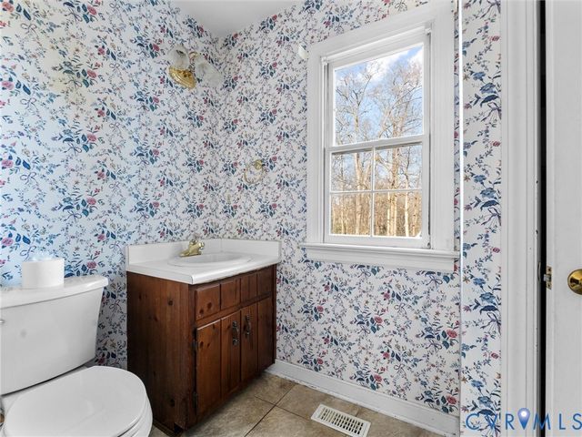 13701 Shirlton Ct, Midlothian, VA 23114