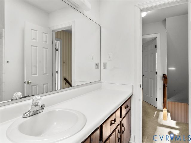 13701 Shirlton Ct, Midlothian, VA 23114