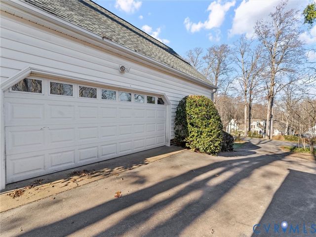 13701 Shirlton Ct, Midlothian, VA 23114