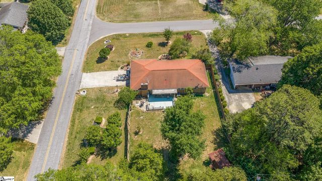 115 Coralvine Road, Simpsonville, SC 29681