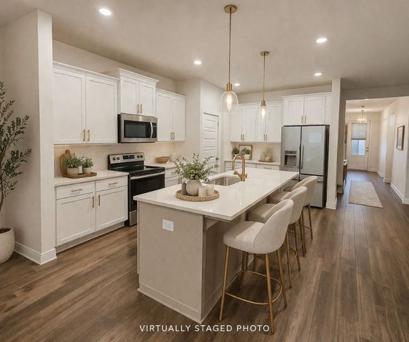 3613 Shady Forest Dr, Murfreesboro, TN 37128