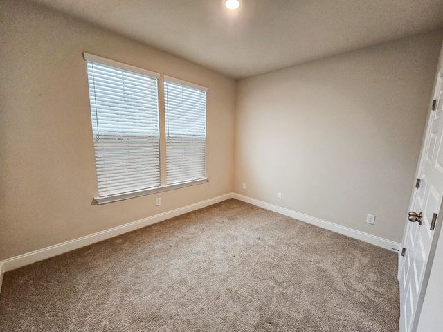 3613 Shady Forest Dr, Murfreesboro, TN 37128