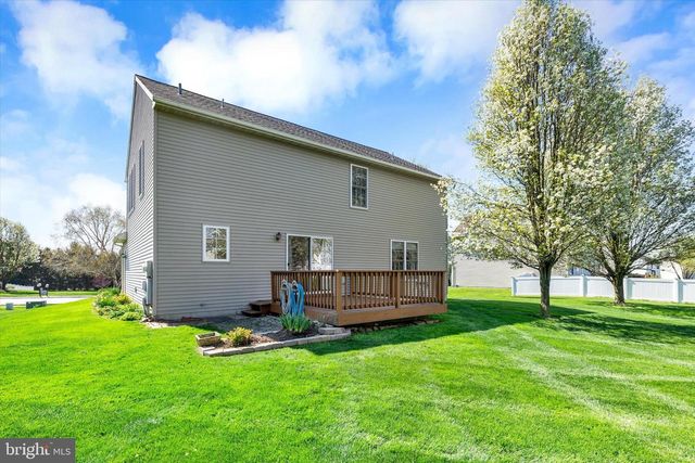 113 HILLCREST RD, Marietta, PA 17547