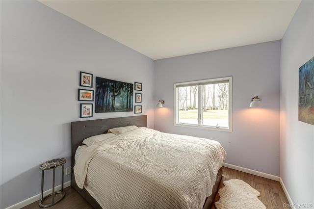 21 Lloyd Haven Drive, Lloyd Harbor, NY 11743