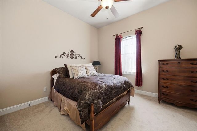 7636 La Cantera Drive, Fort Worth, TX 76108