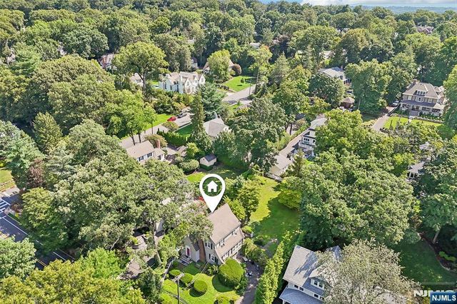 61 N Monroe Street, Ridgewood, NJ 07450