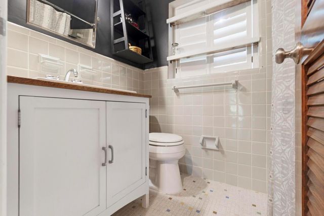 2755 NE 28th Ave C2, Lighthouse Point, FL 33064