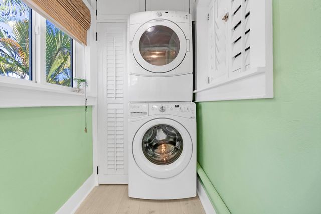 2755 NE 28th Ave C2, Lighthouse Point, FL 33064