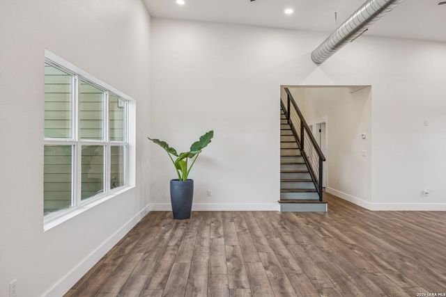 300 County Road 5781, Castroville, TX 78009