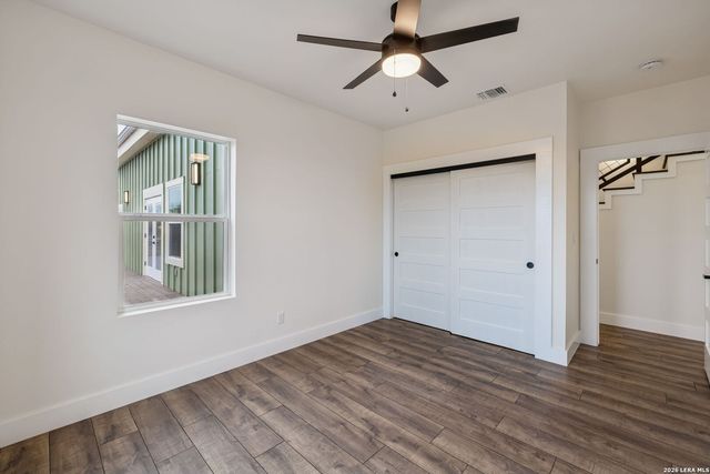 300 County Road 5781, Castroville, TX 78009