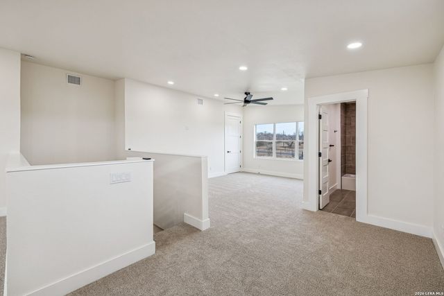 300 County Road 5781, Castroville, TX 78009